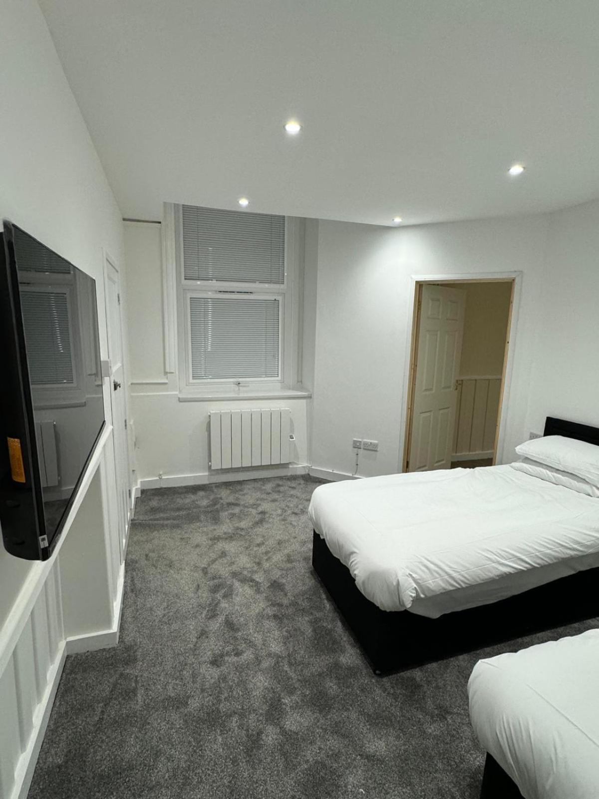 New Station Bed & Breakfast Newport  Dış mekan fotoğraf